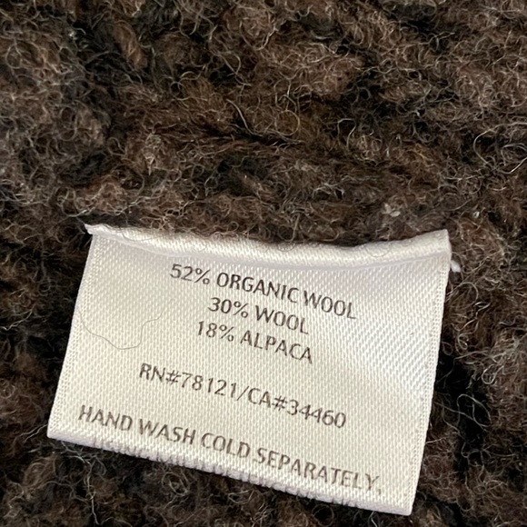 Eileen Fisher sweater coat. Size Medium. 21” pit to pit 34” long. Hidden snaps. - Picture 4 of 5